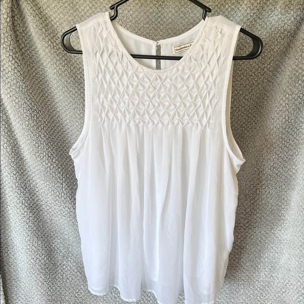 Banana Republic White Textured Tank Top